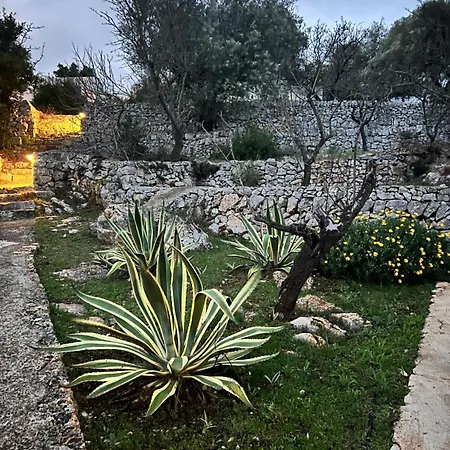 Pensjonat Syconium Trullo And Lamia Gea Charme And History