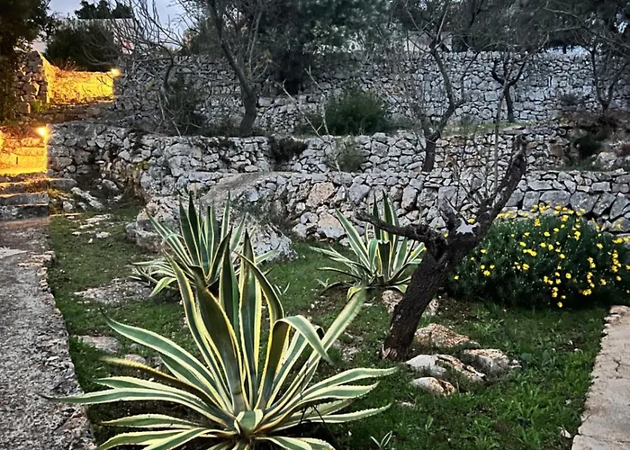 Gæstehus Syconium Trullo And Lamia Gea Charme And History
